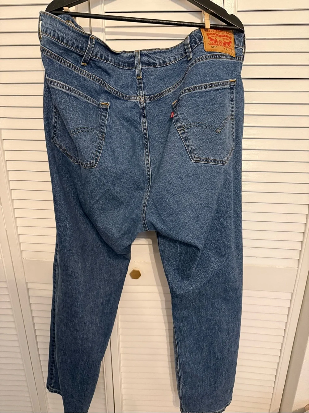 Levi’s Men's Classic Blue Denim Jeans - Casual Straight Fit